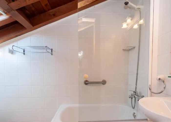 Casa Pinna Дом отдыха Сантильяна-дель-Мар